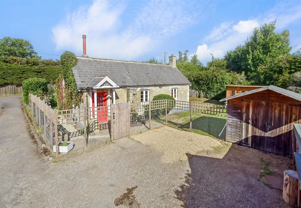 External (Web) - Maidstone Road, Paddock Wood, Tonbridge, Kent - Wards of Kent