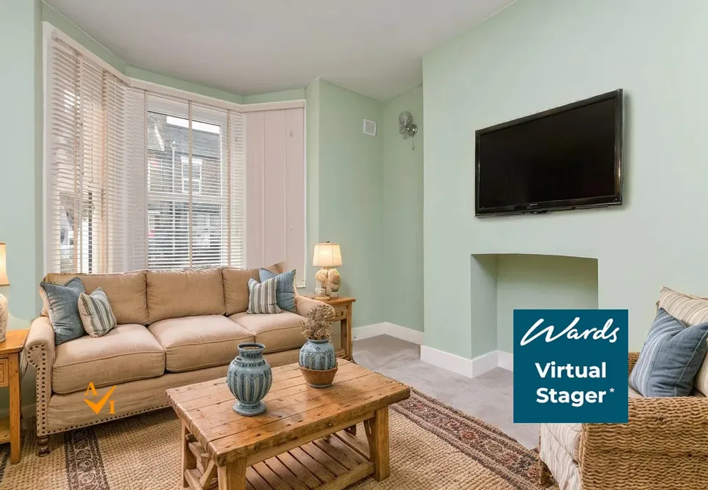 Lounge (Farmhouse style) - Grosvenor Road, Ramsgate, Kent - Wards of Kent