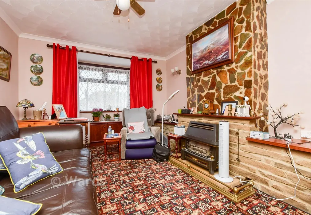 Lounge - Grummock Avenue, Ramsgate, Kent - Wards of Kent