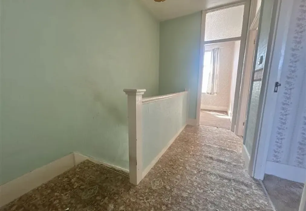 Landing - Norman Road, Ramsgate, Kent - Wards of Kent