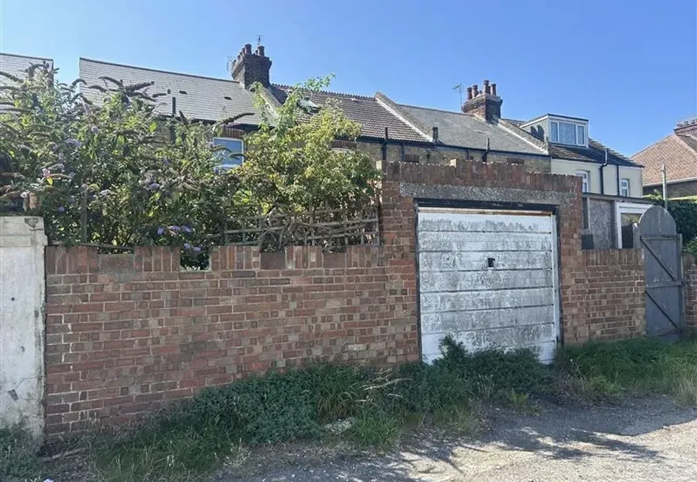 Garage - Norman Road, Ramsgate, Kent - Wards of Kent