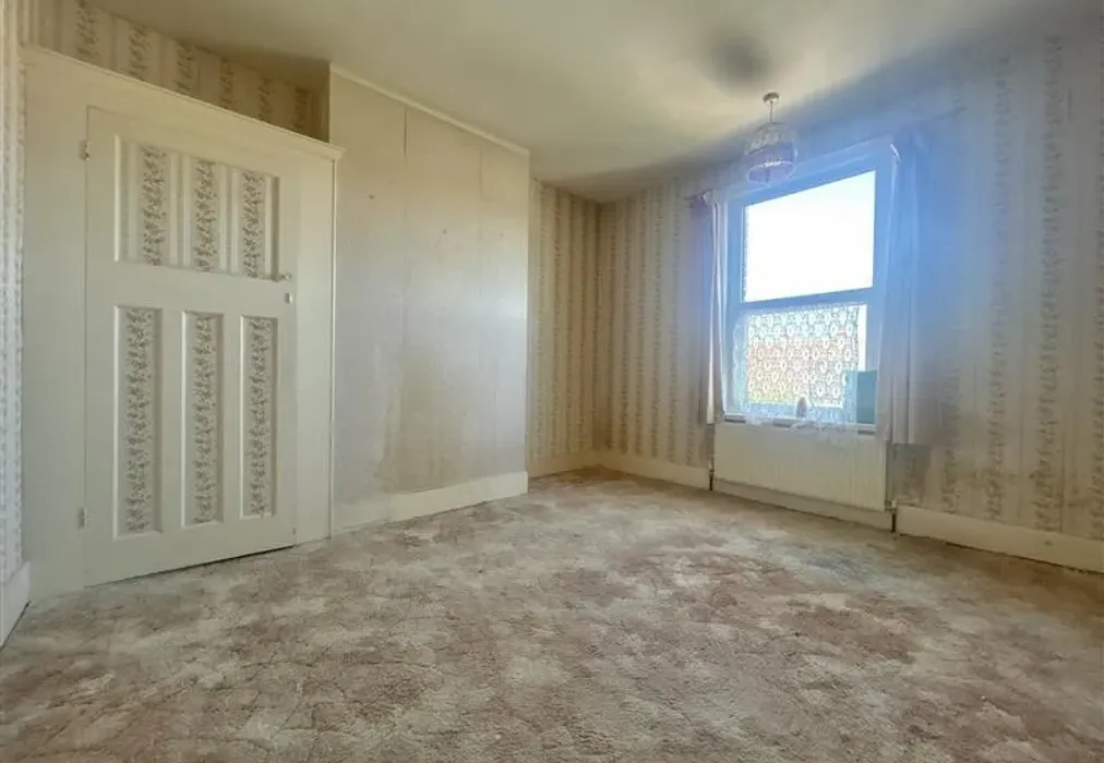 Bedroom 2 - Norman Road, Ramsgate, Kent - Wards of Kent