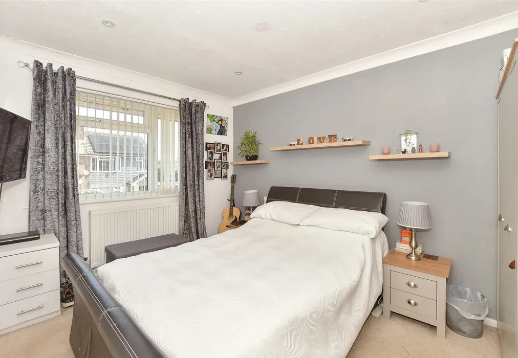 Bedroom 1 - Fairfield Way, Ashington, West Sussex - Wards of Kent