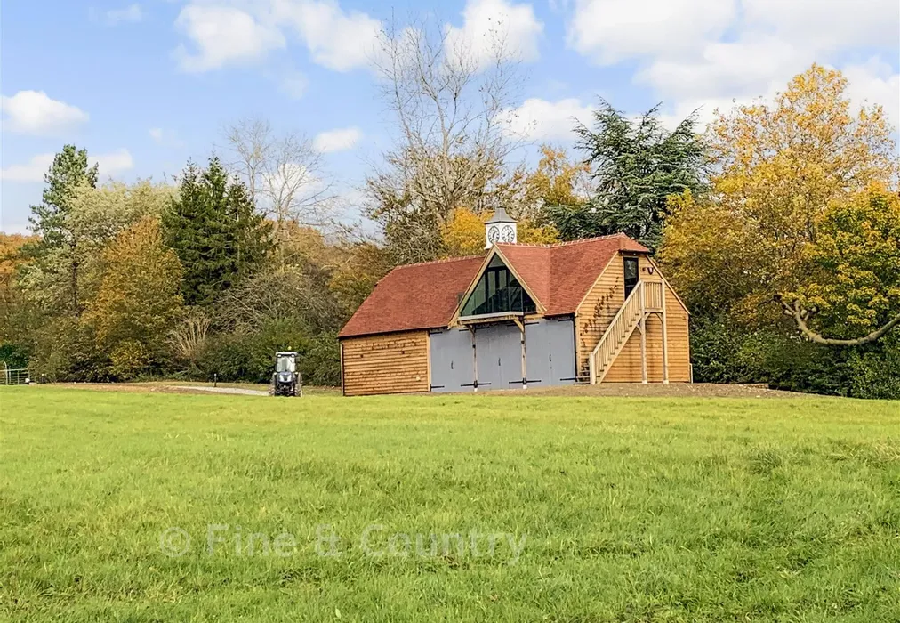 Tractor Barn - Danegate, Eridge Green, Tunbridge Wells, East Sussex - Wards of Kent