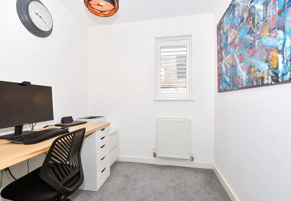 Bedroom 4 - Furfield Chase, Boughton Monchelsea, Maidstone, Kent - Wards of Kent