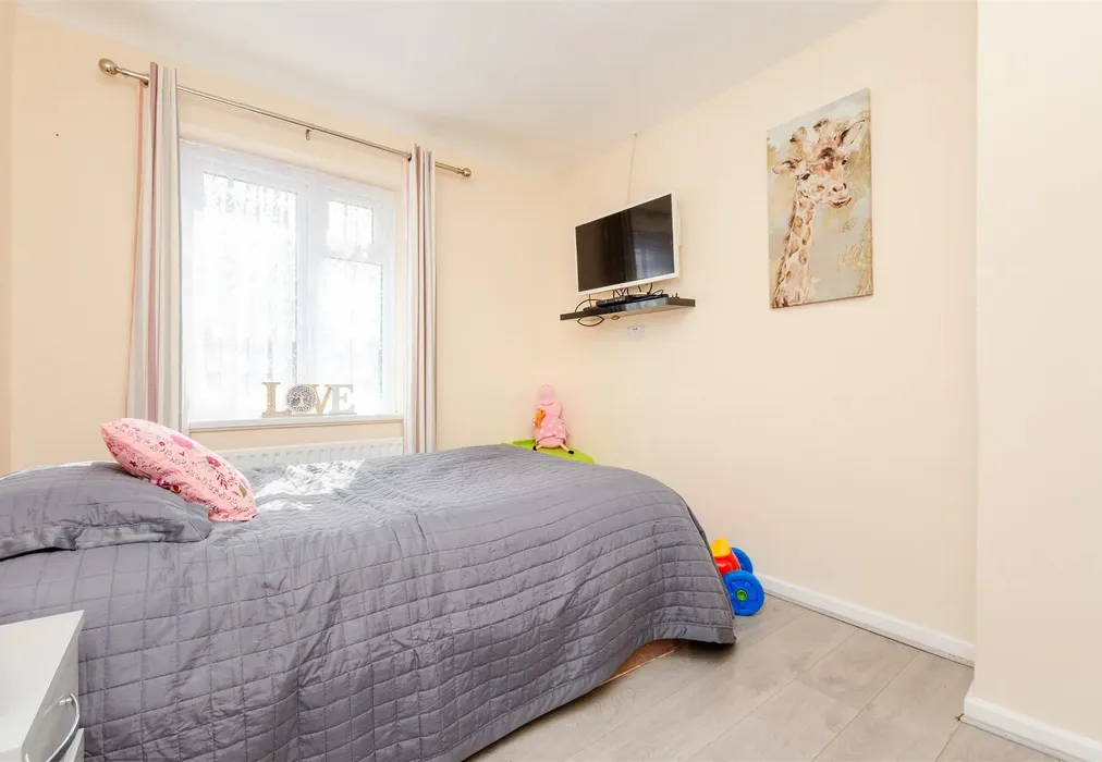 Bedroom 2 - Buller Road, Chatham, Kent - Wards of Kent