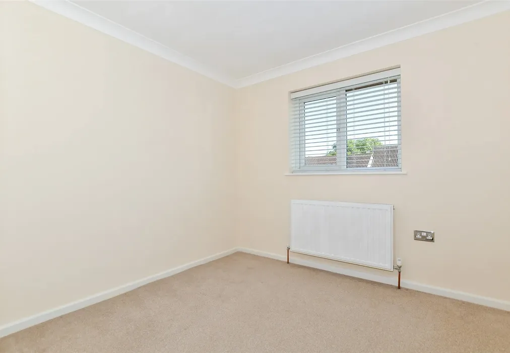 Bedroom 2 - Chillington Close, Upper Halling, Rochester, Kent - Wards of Kent