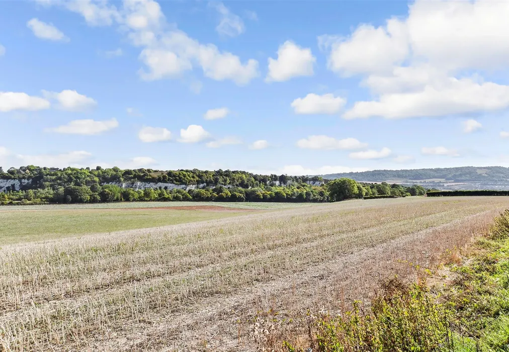 Surrounding Area - Chillington Close, Upper Halling, Rochester, Kent - Wards of Kent