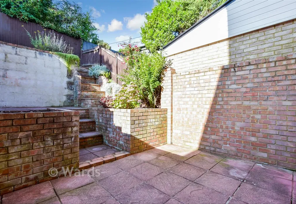 Rear Garden - Chillington Close, Upper Halling, Rochester, Kent - Wards of Kent