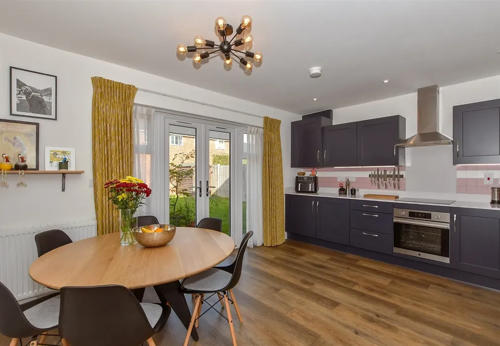 Kitchen/Diner - Gransden Road, East Malling, West Malling, Kent - Wards of Kent