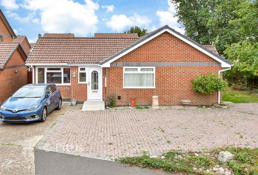 Fleet Way, Shalfleet, Isle of Wight - Wards of Kent