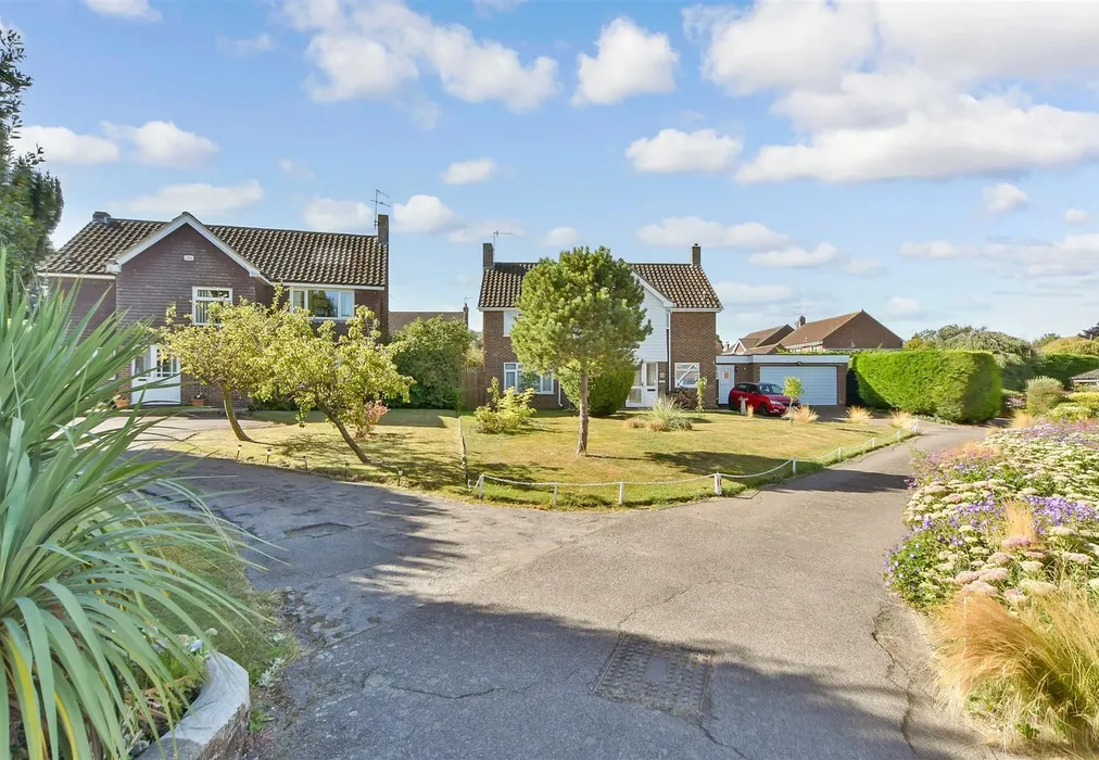 Street View - Bramley Avenue, Faversham, Kent - Wards of Kent