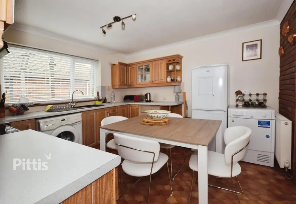  - Moor Lane Brighstone PO30 - Wards of Kent
