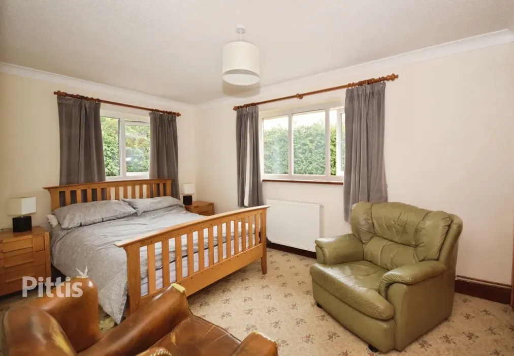  - Moor Lane Brighstone PO30 - Wards of Kent