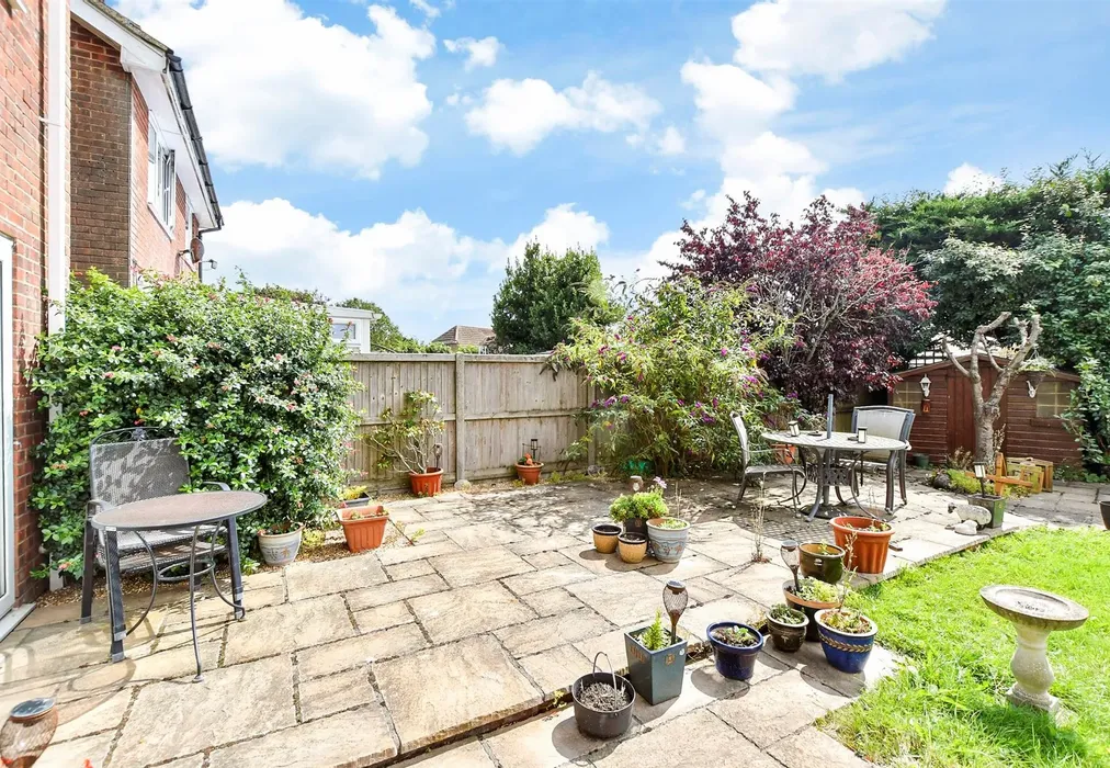 Patio / Decking - Richmond Drive, New Romney, Kent - Wards of Kent