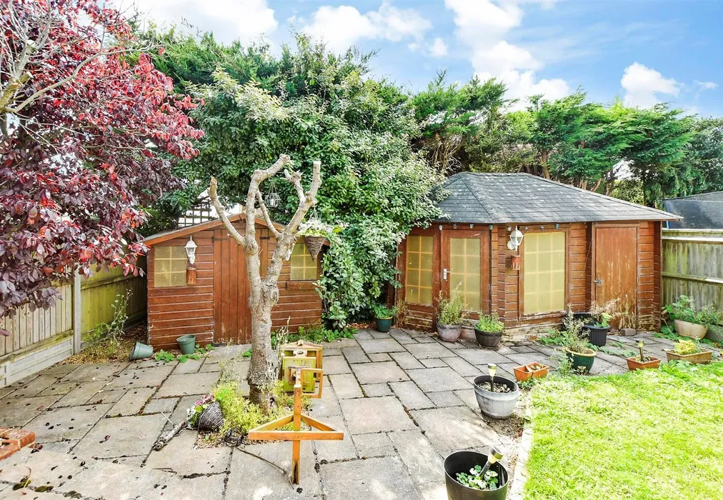 Patio / Decking - Richmond Drive, New Romney, Kent - Wards of Kent