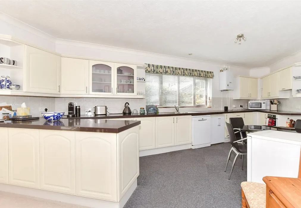 Kitchen/Dining Room - Worthing Road, Southwater, Horsham, West Sussex - Wards of Kent