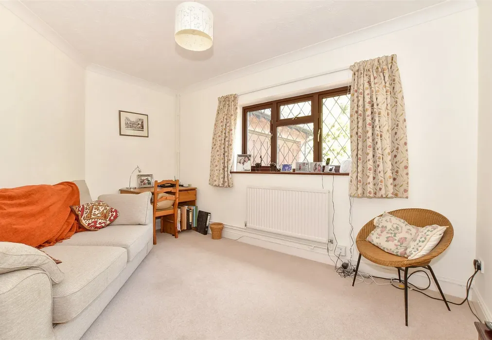 Office / Bedroom 3 - Worthing Road, Southwater, Horsham, West Sussex - Wards of Kent