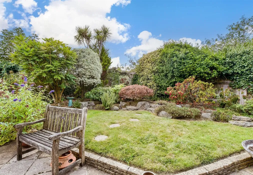 Rear Garden - Worthing Road, Southwater, Horsham, West Sussex - Wards of Kent