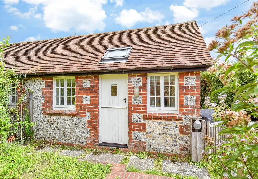 Workshop/Outbuildings - Pond Cottages, Compton, Chichester, West Sussex - Wards of Kent