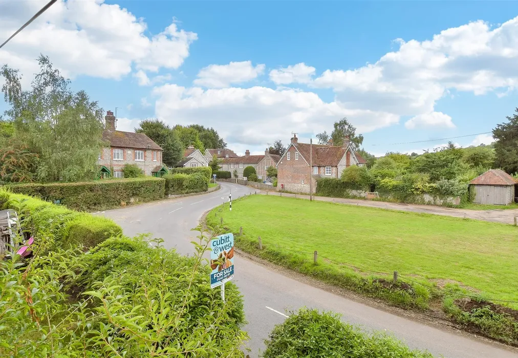 Views To Front - Pond Cottages, Compton, Chichester, West Sussex - Wards of Kent