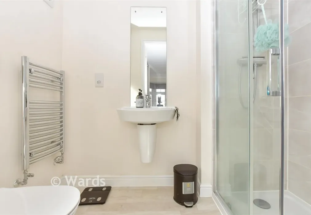 En-Suite Shower Room - Hoplands Road, Canterbury, Kent - Wards of Kent