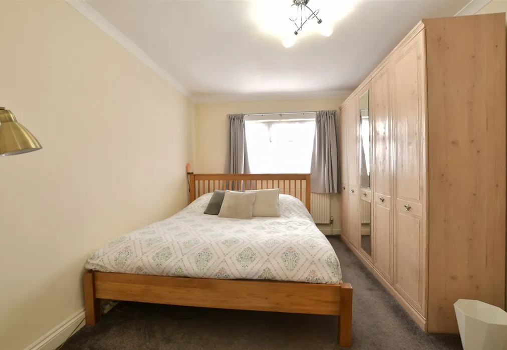 Bedroom 2 - New Road, Chingford - Wards of Kent