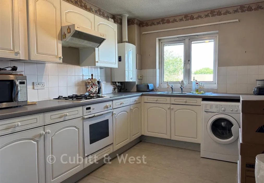 Kitchen - Downderry Road, Bromley, Kent - Wards of Kent