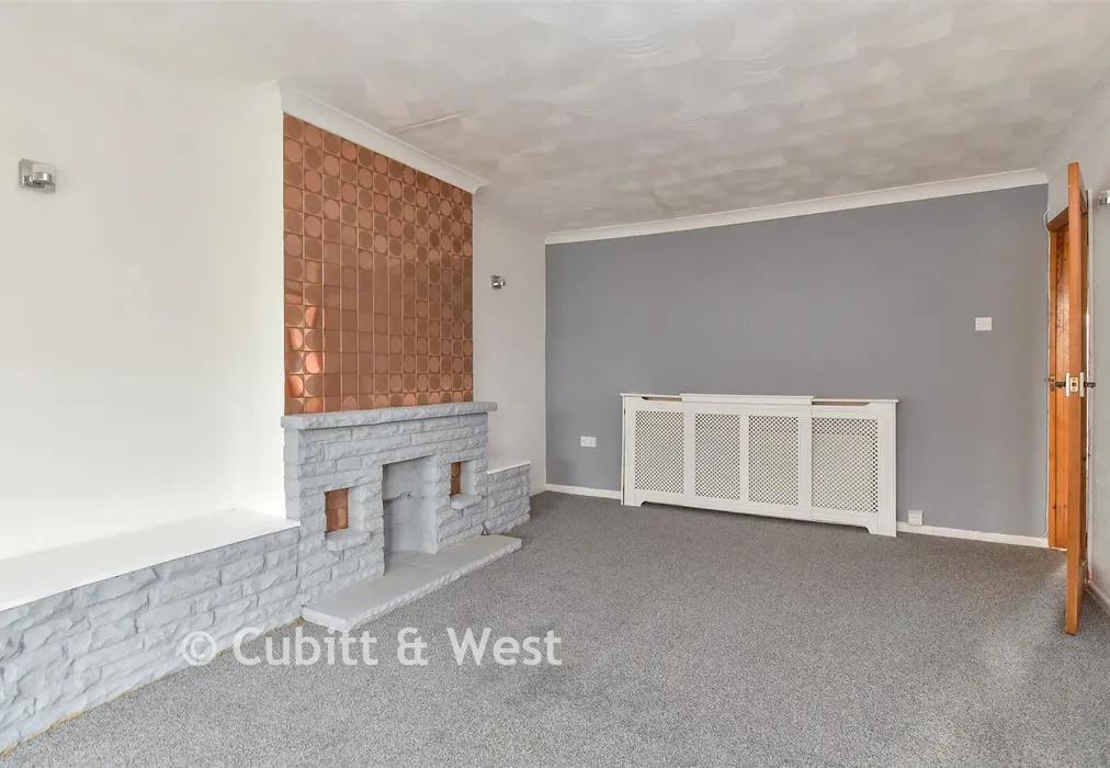 Lounge - Seaview Road, Peacehaven, East Sussex - Wards of Kent