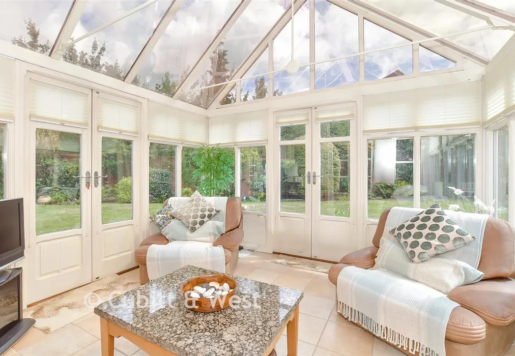 Conservatory - Redhill Road, Rowland's Castle, Hampshire - Wards of Kent