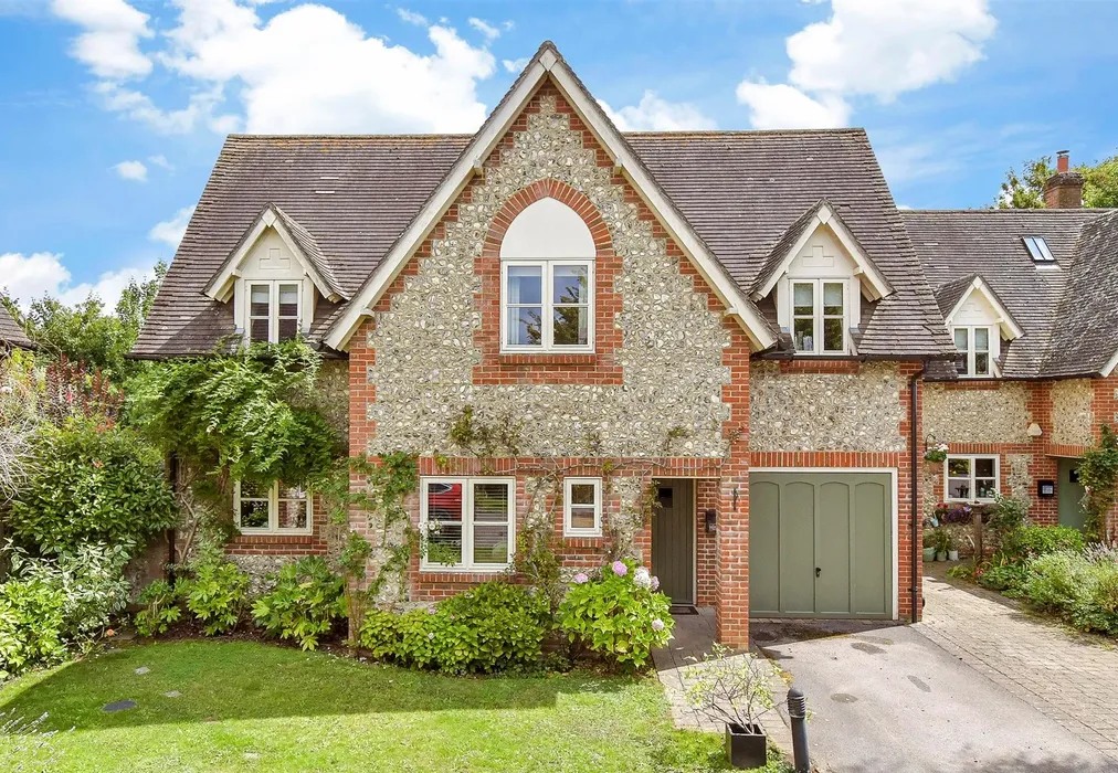 External (Web) - Redhill Road, Rowland's Castle, Hampshire - Wards of Kent
