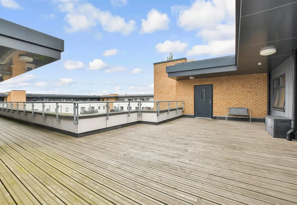 External (Web) - Thornbury Way, Walthamstow - Wards of Kent