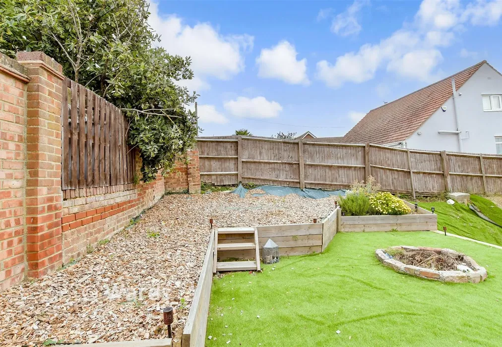 Rear Garden - St. James Close, Warden Bay, Sheerness, Kent - Wards of Kent