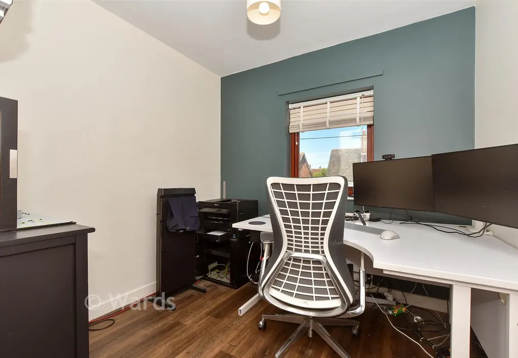 Bedroom 3 - Maidstone Road, Marden, Kent - Wards of Kent