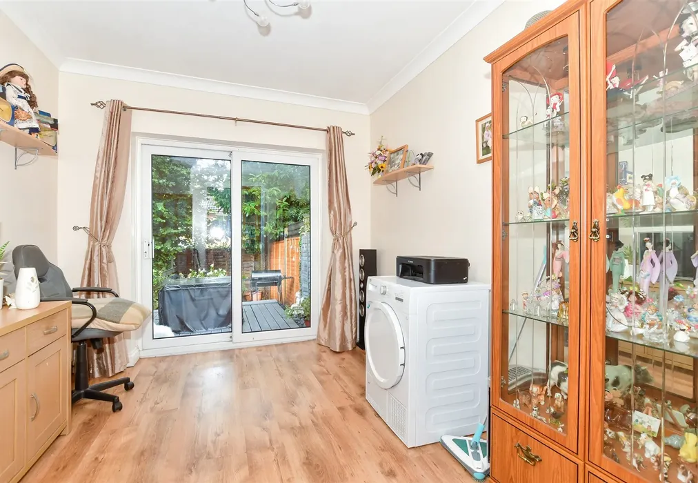 Dining Room - Cedar Close, Ditton, Aylesford, Kent - Wards of Kent