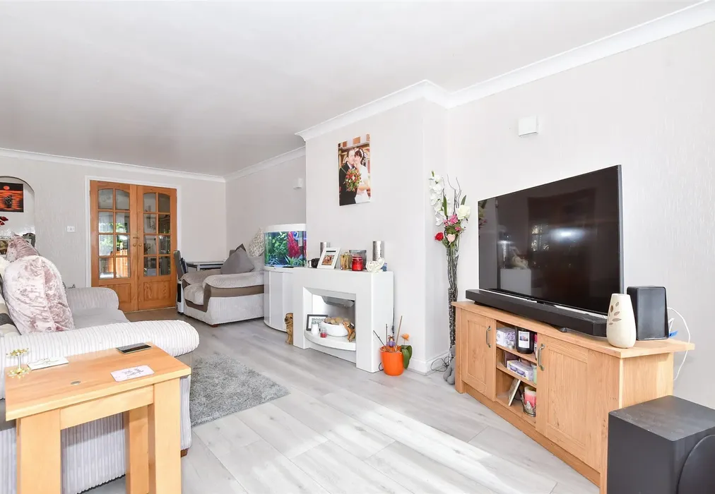 Lounge - Cedar Close, Ditton, Aylesford, Kent - Wards of Kent