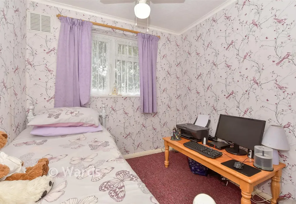 Bedroom 3 - Gorse Avenue, Walderslade, Chatham, Kent - Wards of Kent