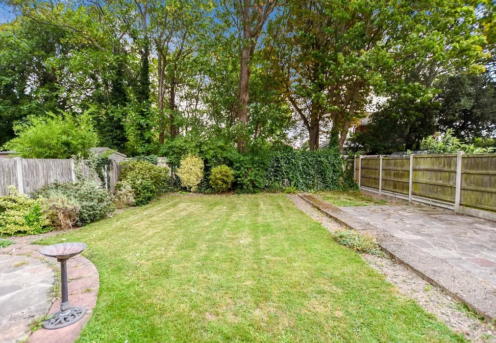 Rear Garden - Guy Close, Broadstairs, Kent - Wards of Kent