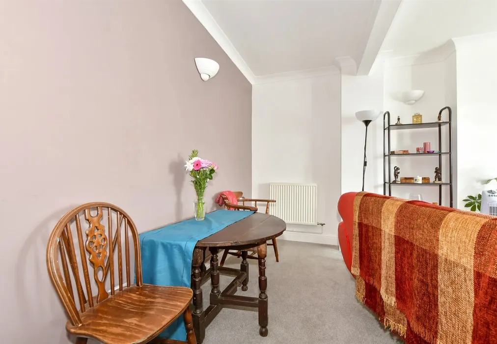 Lounge - Mountfield Road, New Romney, Kent - Wards of Kent