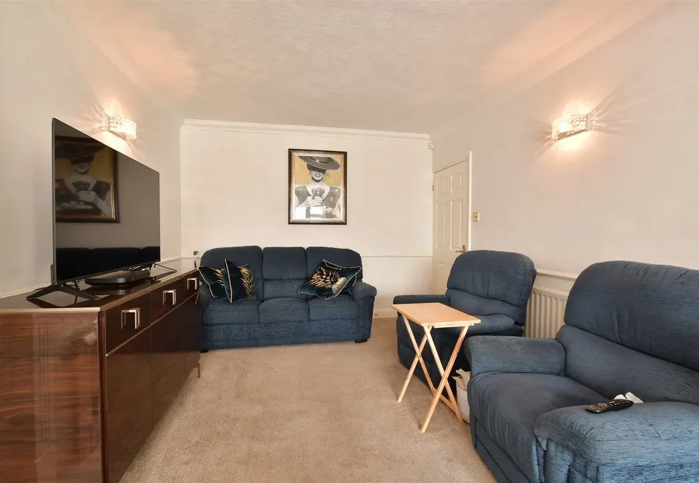 Lounge/ Dining Room - Straight Road, Romford, Essex - Wards of Kent