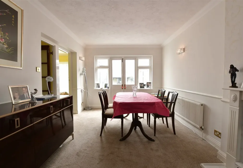 Lounge/ Dining Room - Straight Road, Romford, Essex - Wards of Kent