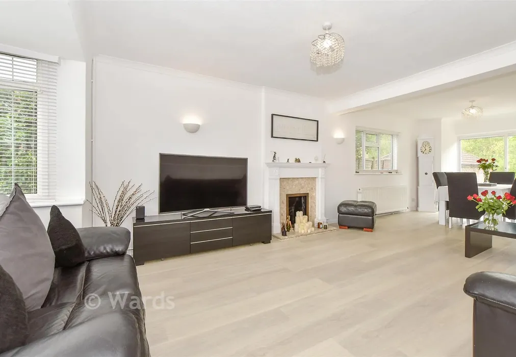 Lounge/Diner - Heather Drive, St Michaels, Tenterden, Kent - Wards of Kent