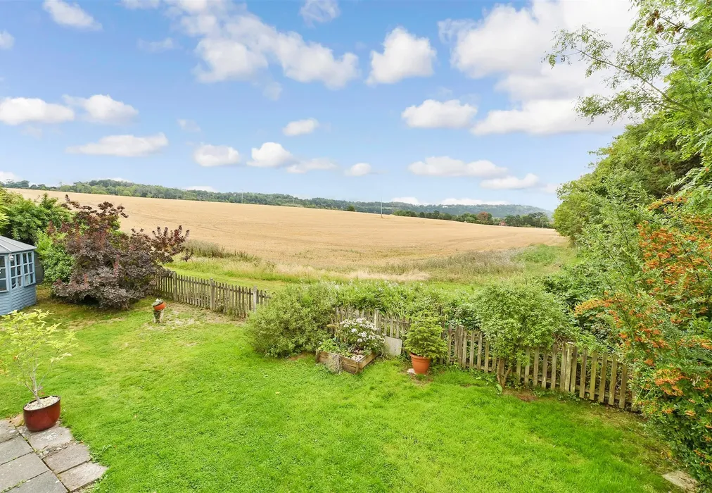 Side View - Rectory Lane, Buckland, Surrey - Wards of Kent