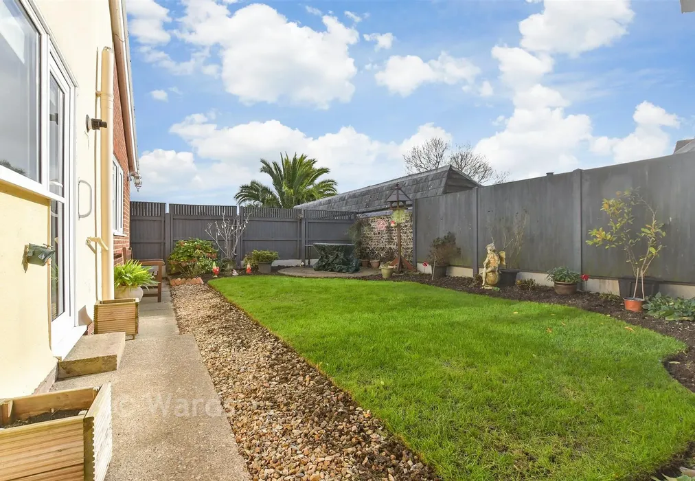 Rear Garden - Leatt Close, Broadstairs, Kent - Wards of Kent