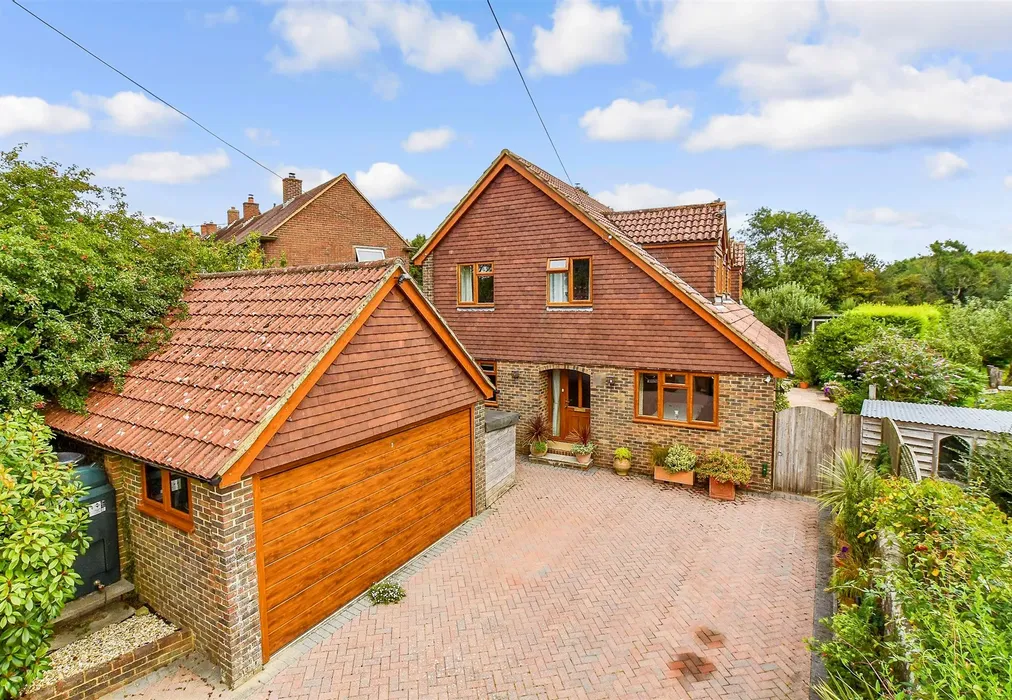 Front - North Street, Punnetts Town, Heathfield, East Sussex - Wards of Kent