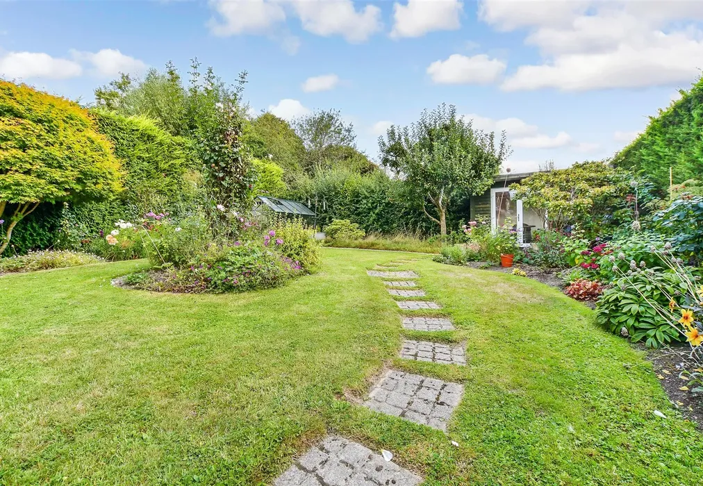 Rear Garden - North Street, Punnetts Town, Heathfield, East Sussex - Wards of Kent