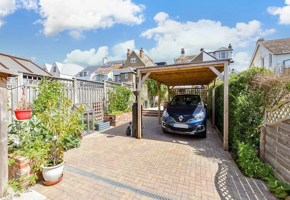 Driveway/Parking - The Marina, Deal, Kent - Wards of Kent