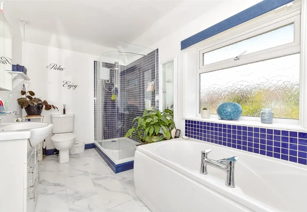 Bathroom - Gaston Way, Lavant, Chichester, West Sussex - Wards of Kent