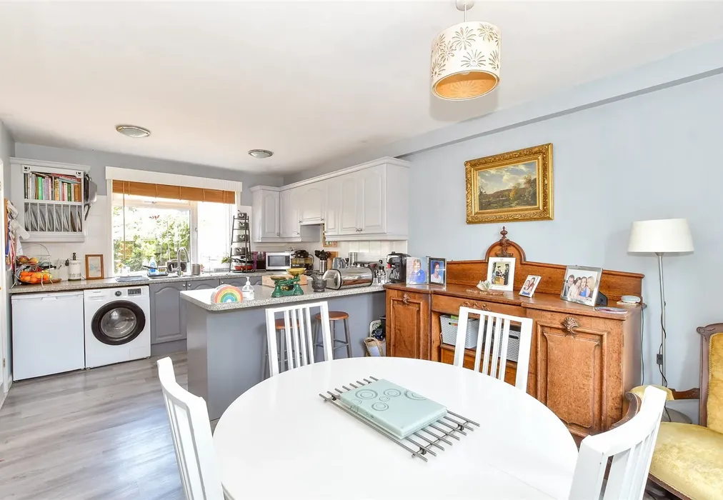 Kitchen/Diner - Gaston Way, Lavant, Chichester, West Sussex - Wards of Kent