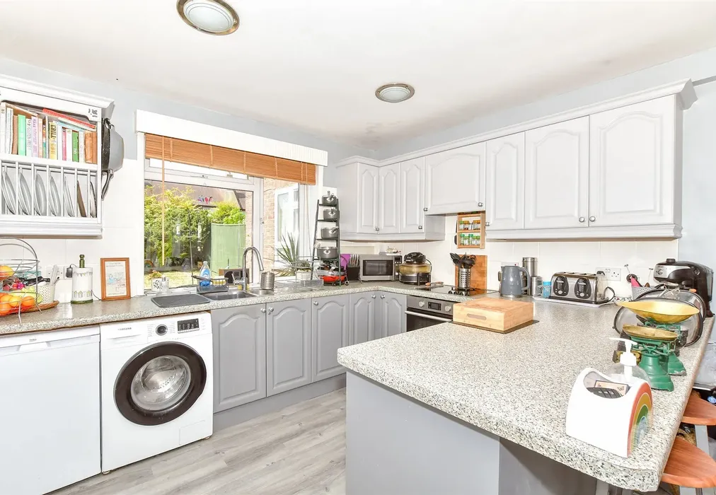 Kitchen/Diner - Gaston Way, Lavant, Chichester, West Sussex - Wards of Kent
